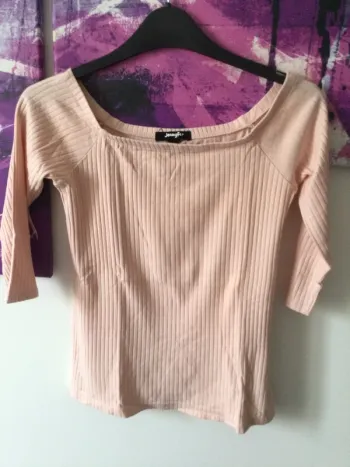 Haut encolure large rose pale Jennifer T S