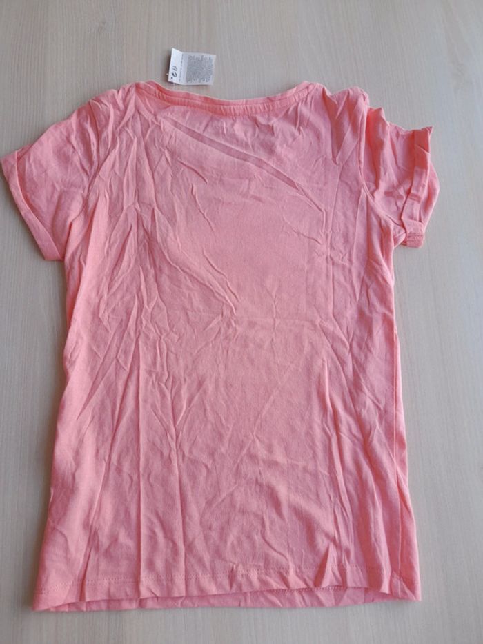 Tee-shirt Arc-en-ciel neuf - photo numéro 3