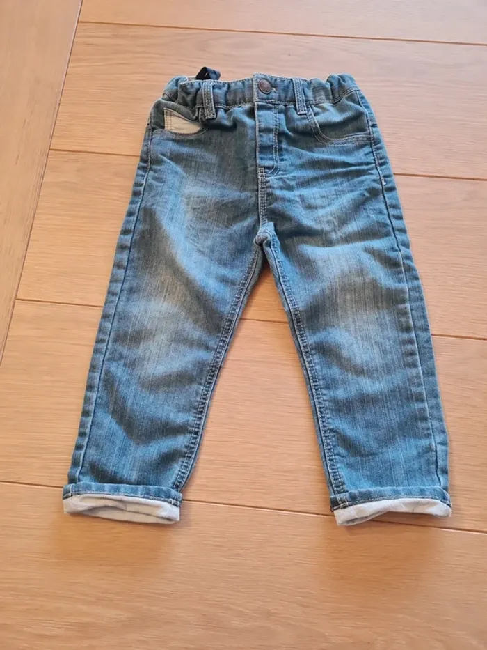 Lot pantalons 2 ans 24 mois - photo numéro 2