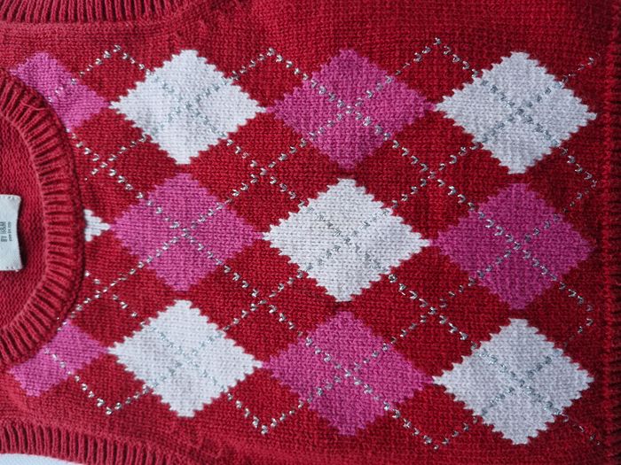 Pull sans manches 104 cm H&M – l.o.g.g Rouge avec losanges rose, blanc et argentés - photo numéro 3