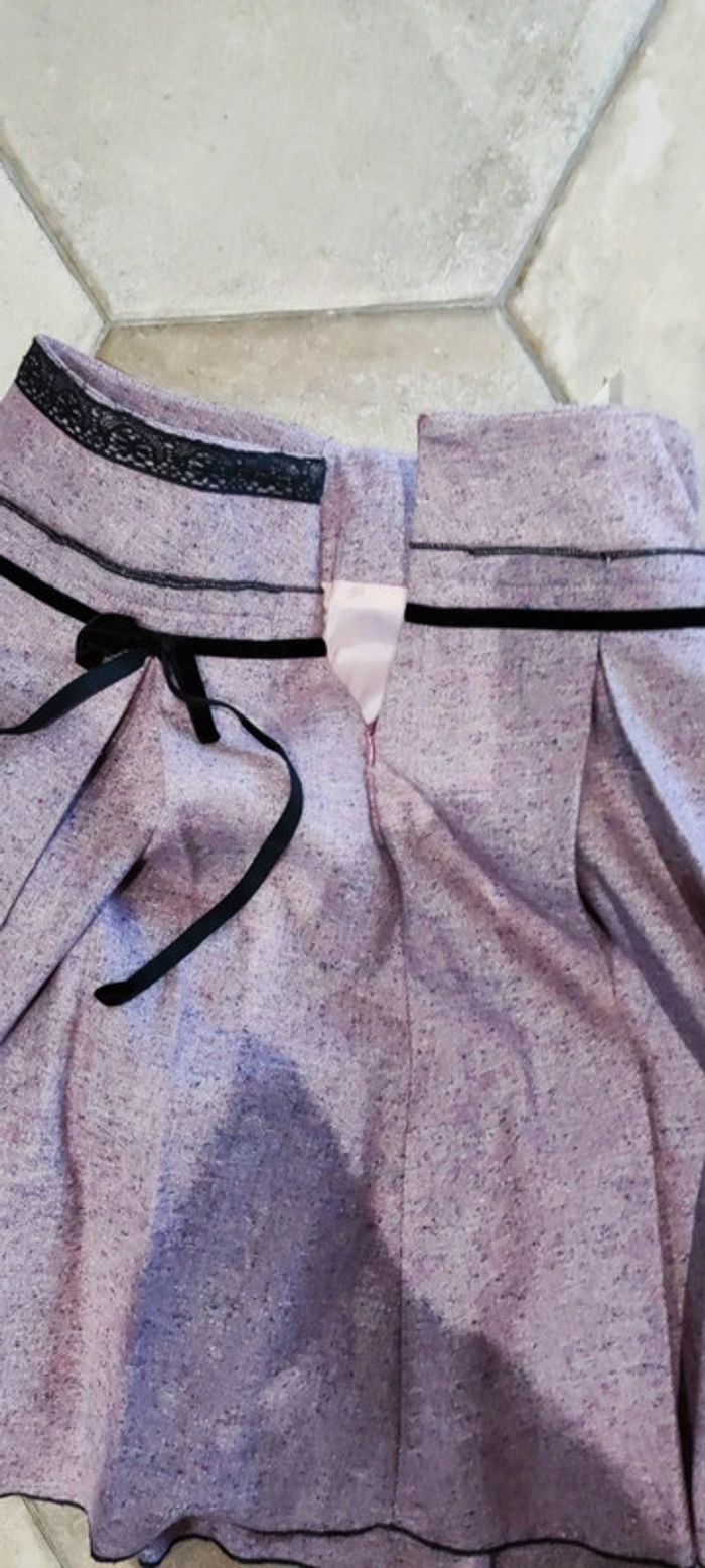 Jupe plissée en laine mi-longue - photo numéro 8