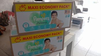 2 maxi pack Pampers harmonie taille 3 neuf jamais ouvert
