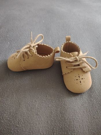 Chaussure bébé 17