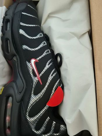 Tn noire bande grise 