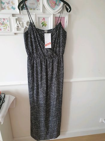 PROMO🌞Robe longue Guess bretelles réglables et fente sur l'avant