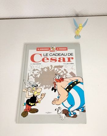 Album double Astérix - le cadeau de César et la grande traversée