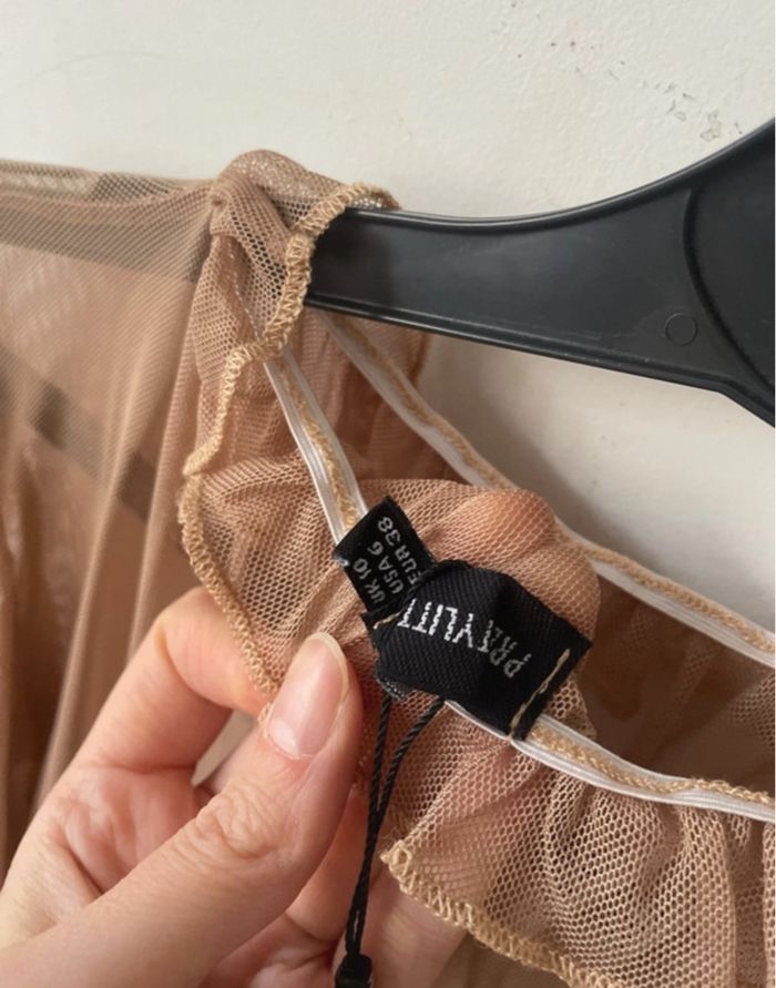 Robe 38 transparente moulante en mesh - photo numéro 4