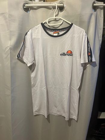 T shirt ellesse