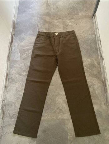 Pantalon marque Burton taille 46 en très bon état