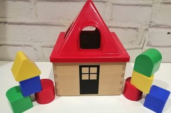 Maison des formes en bois ikea 