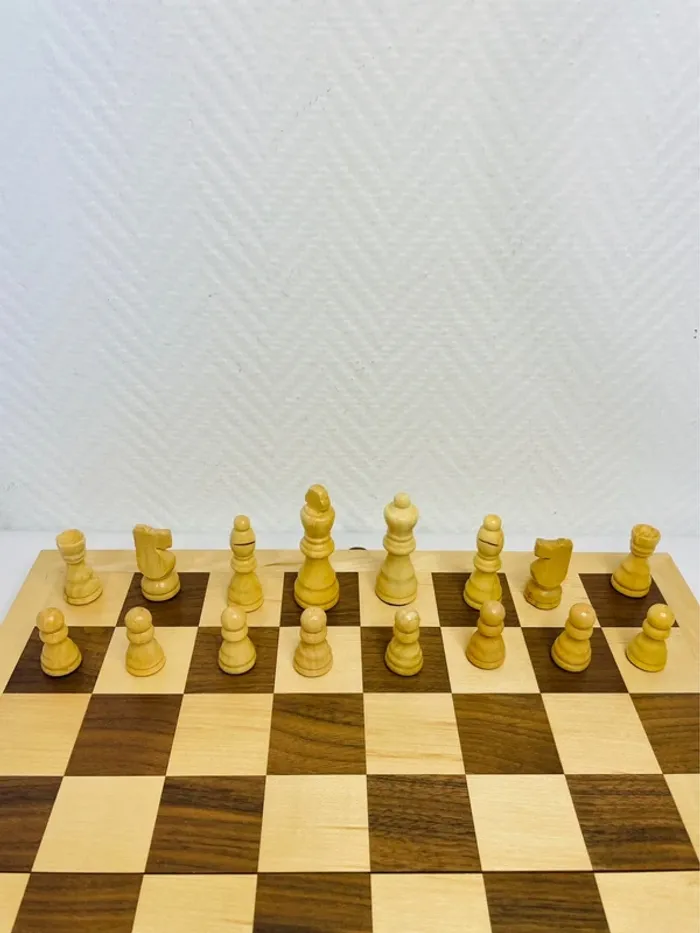 Jeu d’échecs en bois pliable - photo numéro 6