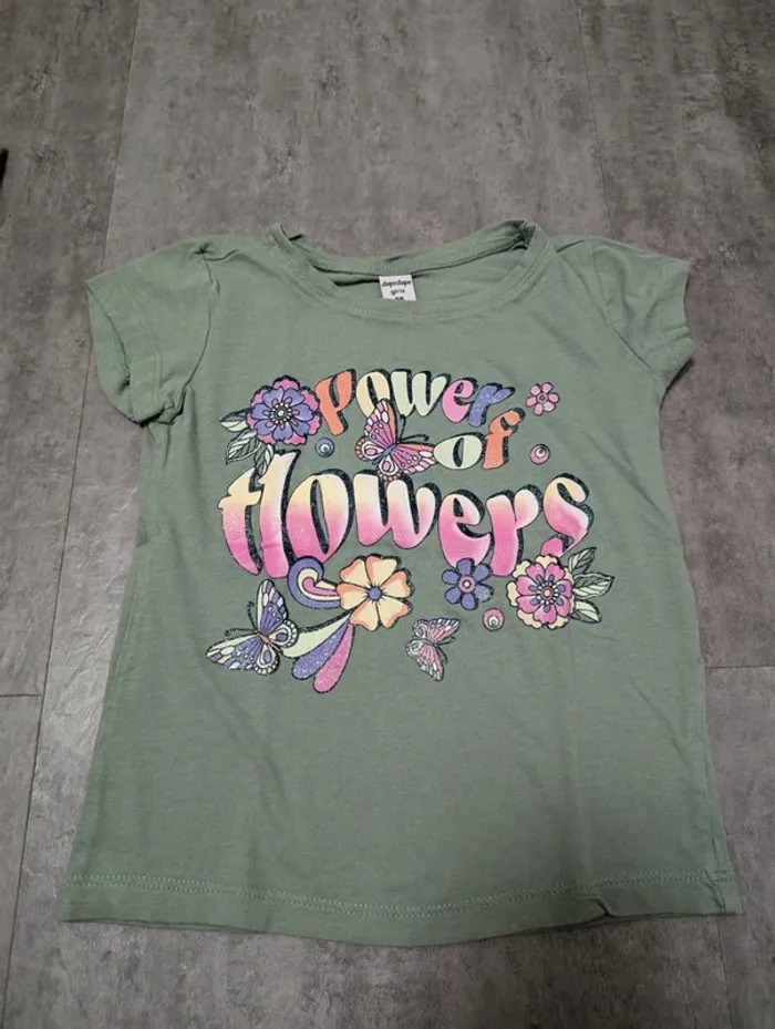 T-shirt bébé fille 2/3 ans comme NEUF