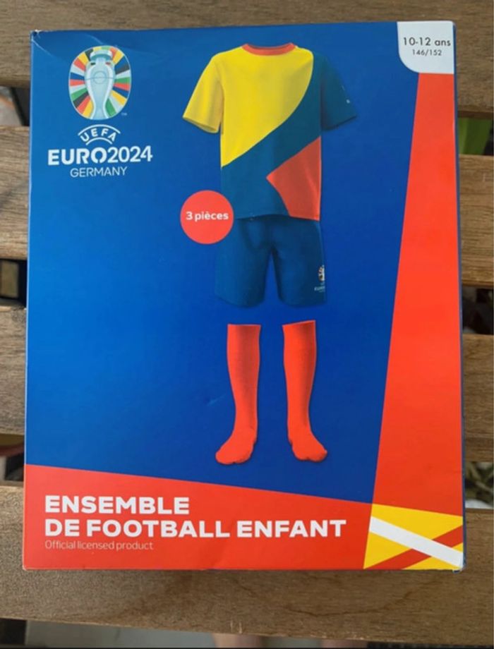 Tenue de football enfant