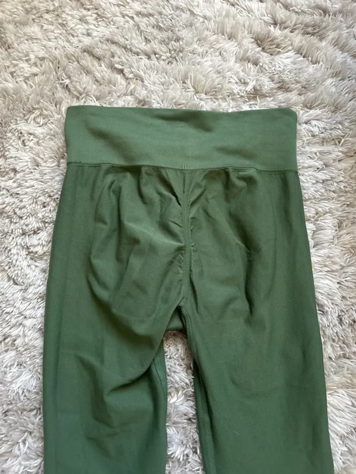 Legging vert avec srunch
