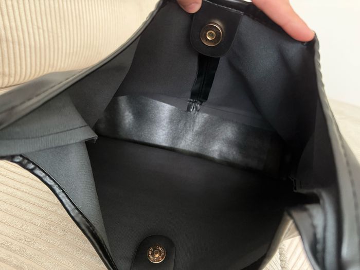 Sac noir - photo numéro 3