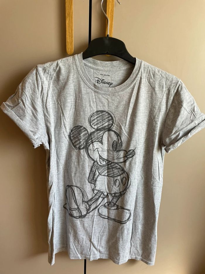 Tee-shirt gris Disney Mickey M 38 - photo numéro 2