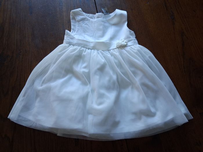 Robe de cérémonie blanche pour bébé de marque Kiabi - photo numéro 1