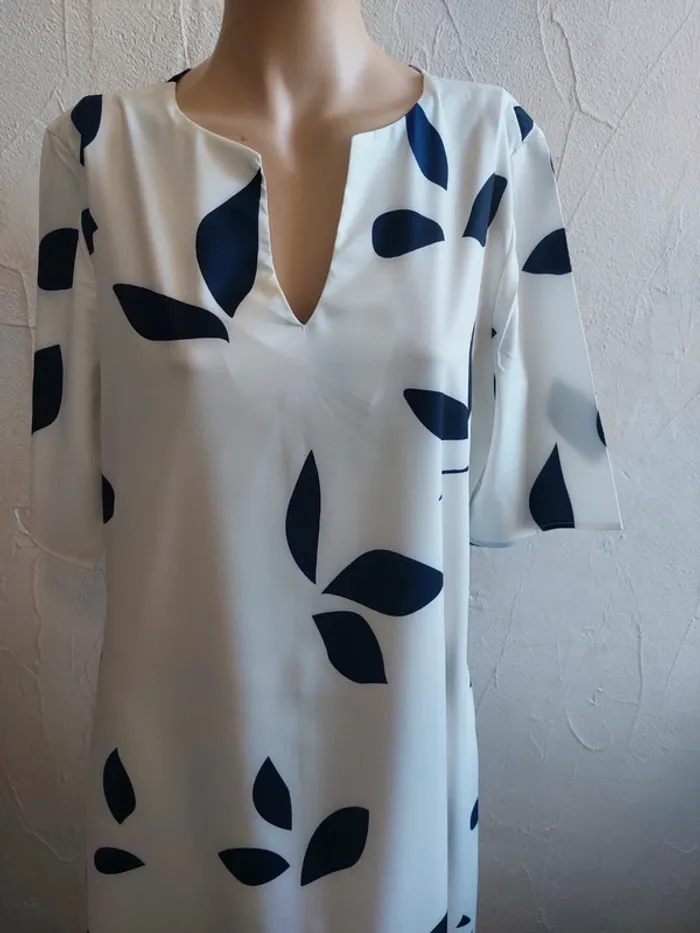 Superbe Robe Taille L - Noracora - photo numéro 2