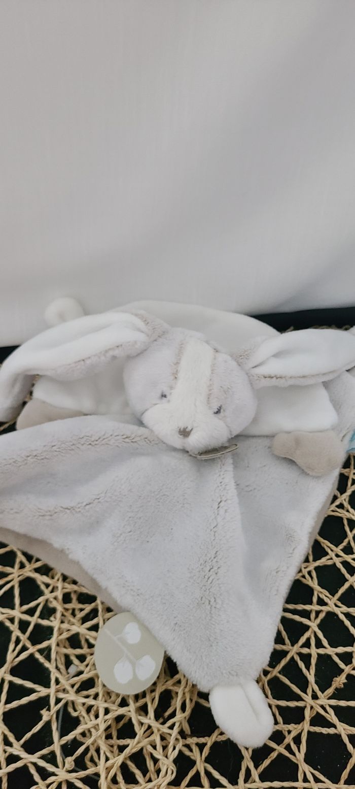 DOUDOU plat LAPIN gris beige LES TOUDOUX BABY NAT