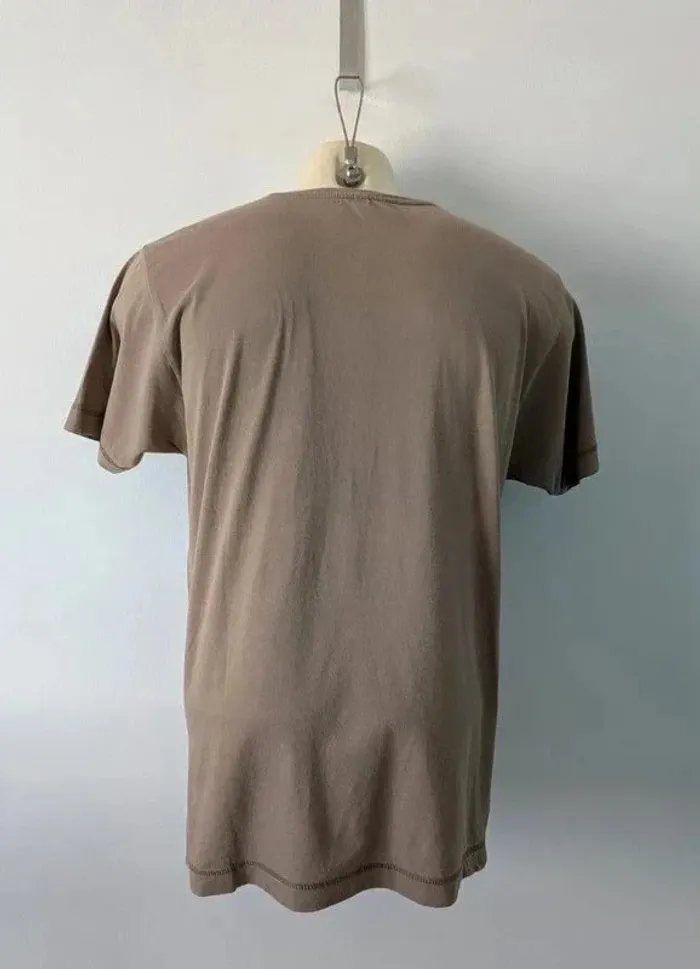 T-shirt Michelin en cyrillique - taille M/L - photo numéro 2