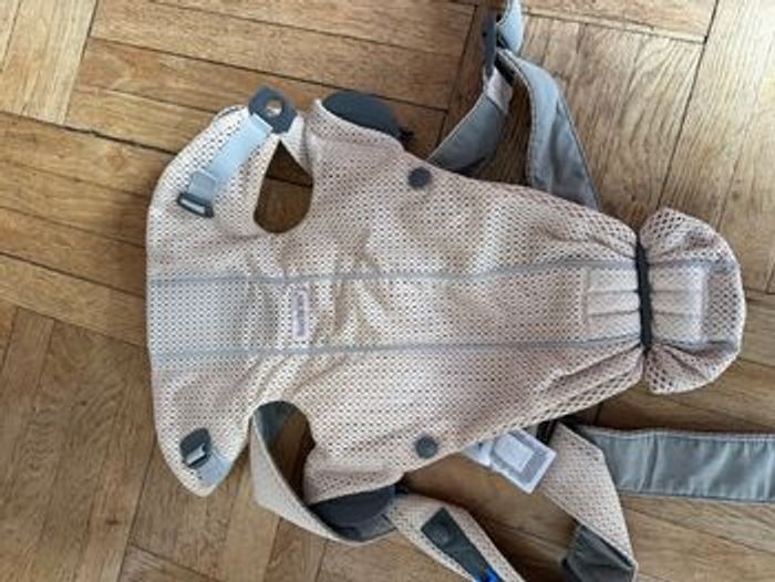 Porte bébé BabyBjorn rose - photo numéro 4