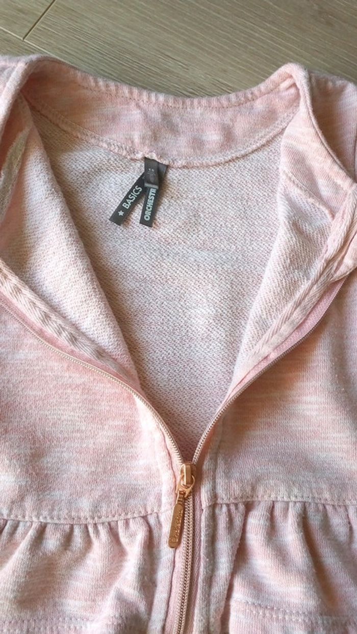 Gilet rose volanté. 18 mois. - photo numéro 4