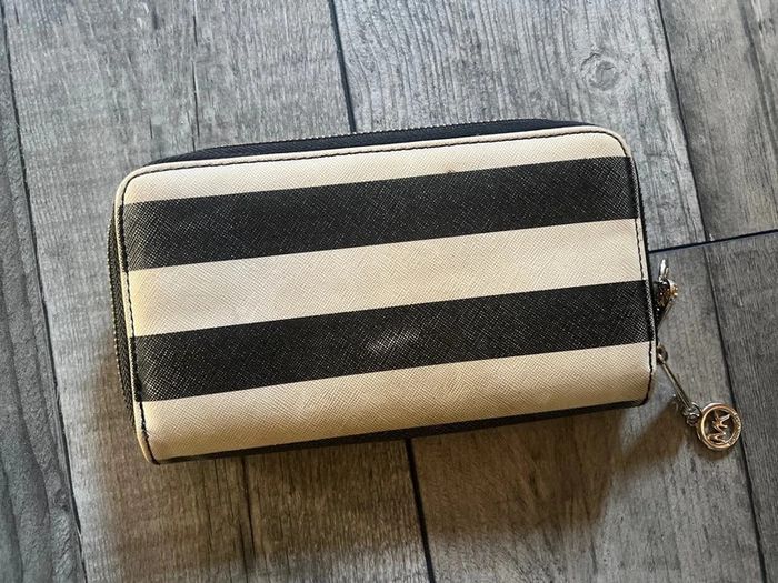 Porte feuille - photo numéro 5