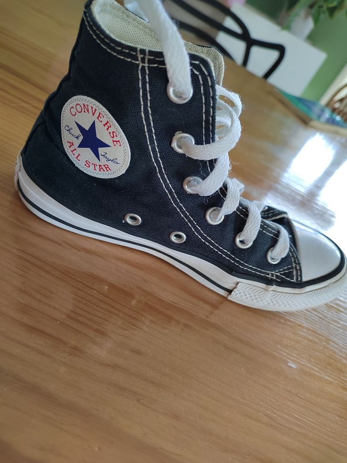 Converse noire - photo numéro 3