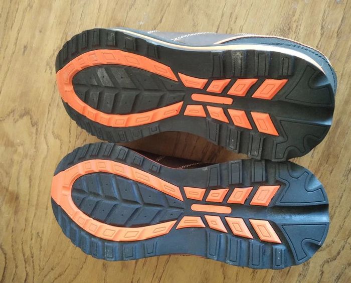 Chaussures de sécurité basse Hot Stuff t 43 - photo numéro 4
