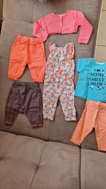 Lot vêtements fille 9 mois