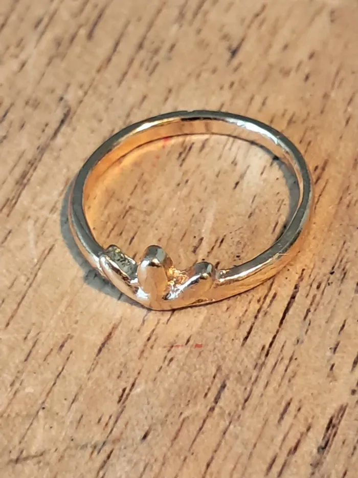 Bague dorée délicate - photo numéro 3