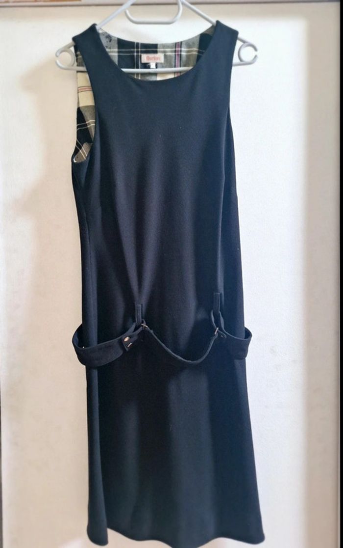 Robe noire  automne  Hiver T40-42