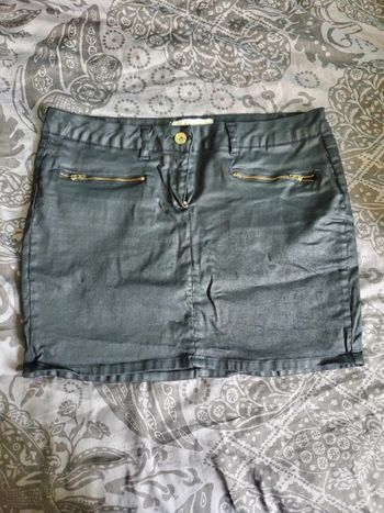 Jupe courte métallisée noire t42