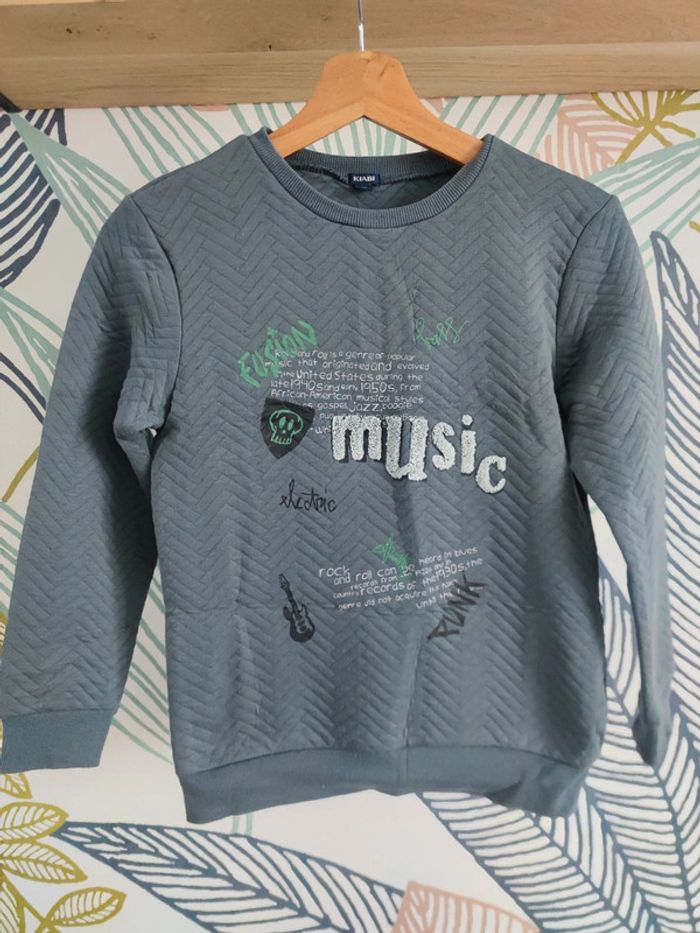 Pull Kiabi 10 ans