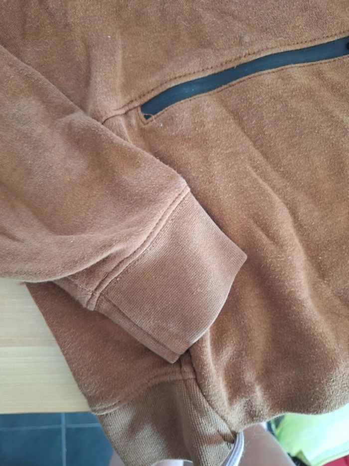 Sweat à capuche pour garçon taille 7ans marque Zara bon état - photo numéro 3