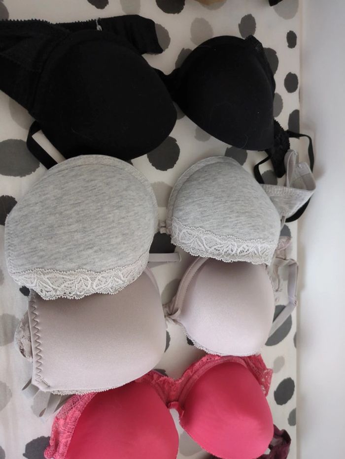 Lot 6 soutien-gorge - photo numéro 2