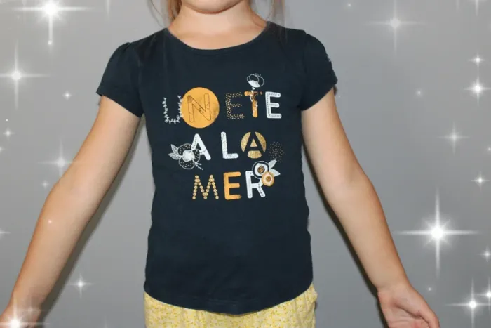 Magnifique ensemble short plus t-shirt taille 4 ans - photo numéro 4