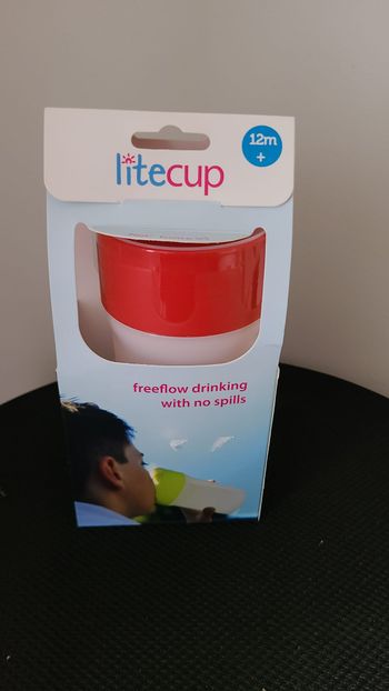 Lite Cup : gobelet à bec et veilleuse