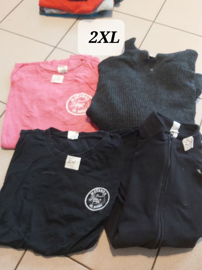 Lot de vêtements