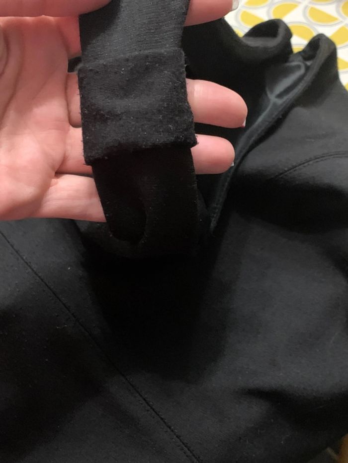 Petite robe noire zara - photo numéro 4