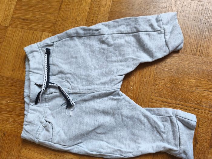 Lot de 2 pantalons joggings 6 mois garçon gris C&A tapé à l'oeil TAO - photo numéro 6