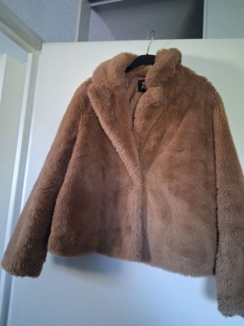 Blouson poil peluche doux marron " T- M" jennyfer