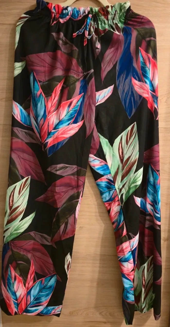 Pantalon été INSPEE neuf ! - photo numéro 2