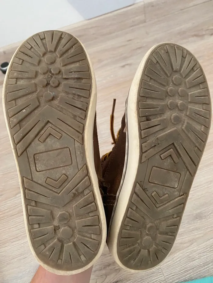 Chaussures DPAM taille 32 - photo numéro 5