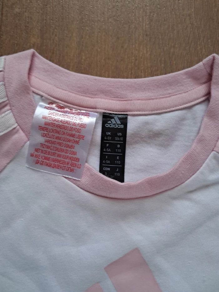 Tee shirt adidas neuf sans etiquette 4-5 ans - photo numéro 2