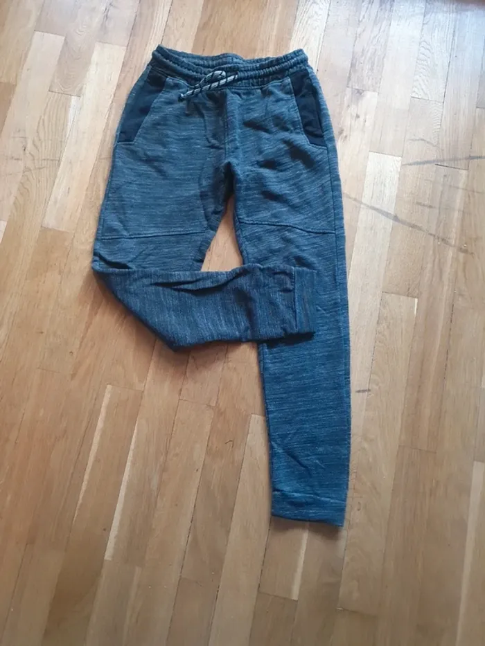 Jogging gris 10 ans