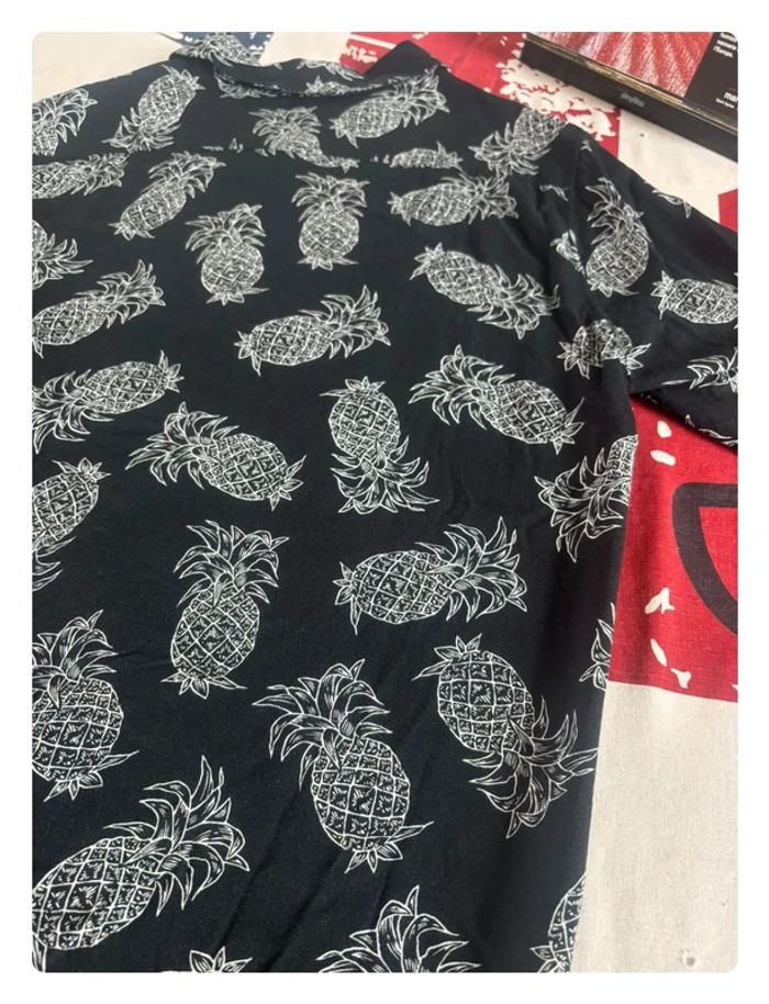Chemise col V H&M motif ananas taille S/M - photo numéro 12