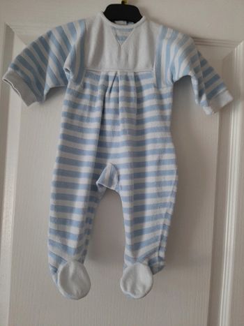 Grenouillère à rayures