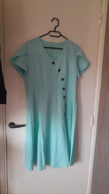 Robe turquoise