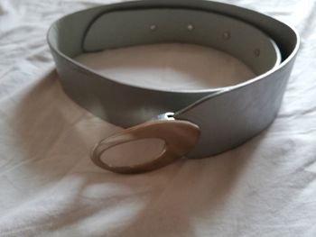 Ceinture grise boucle argent
